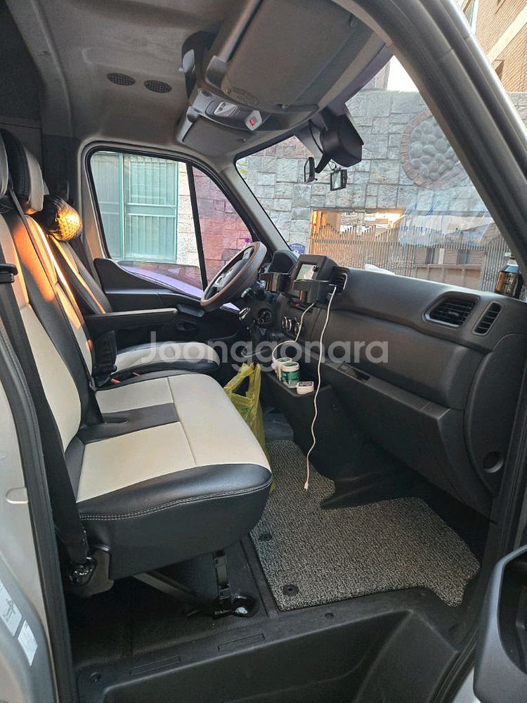 르노 뉴마스터--3