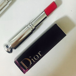 디올 어딕트 립스틱 877 핑크색