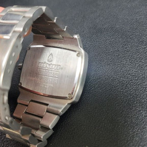 닉슨 더플레이어 메탈시계