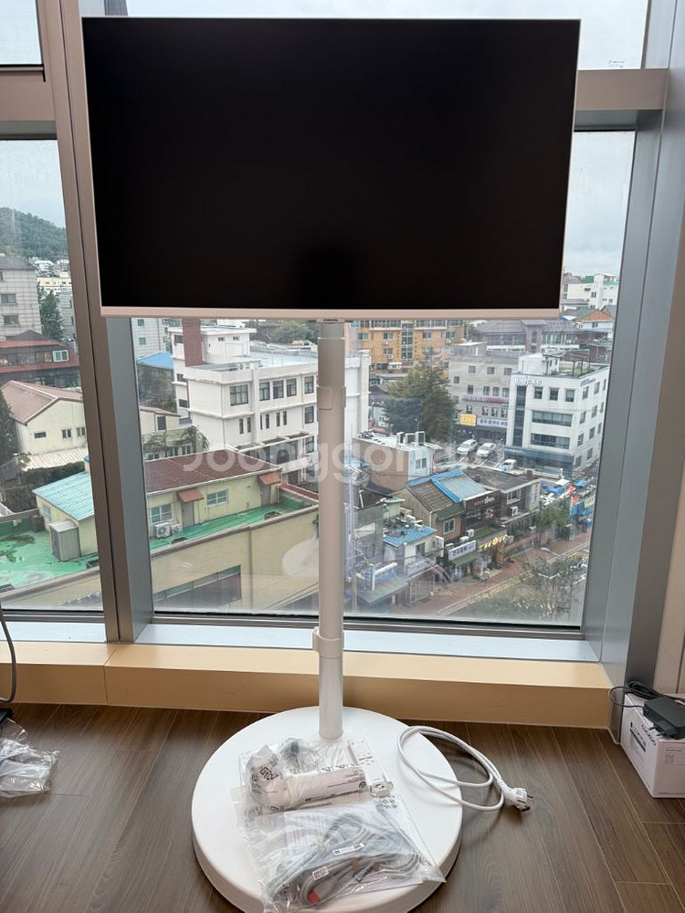 삼성 LED 모니터 S32DM703U(설치후 미사용)--0