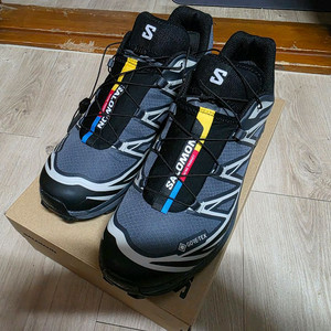 살로몬 XT-6 GTX 에보니 280 판매합니다.