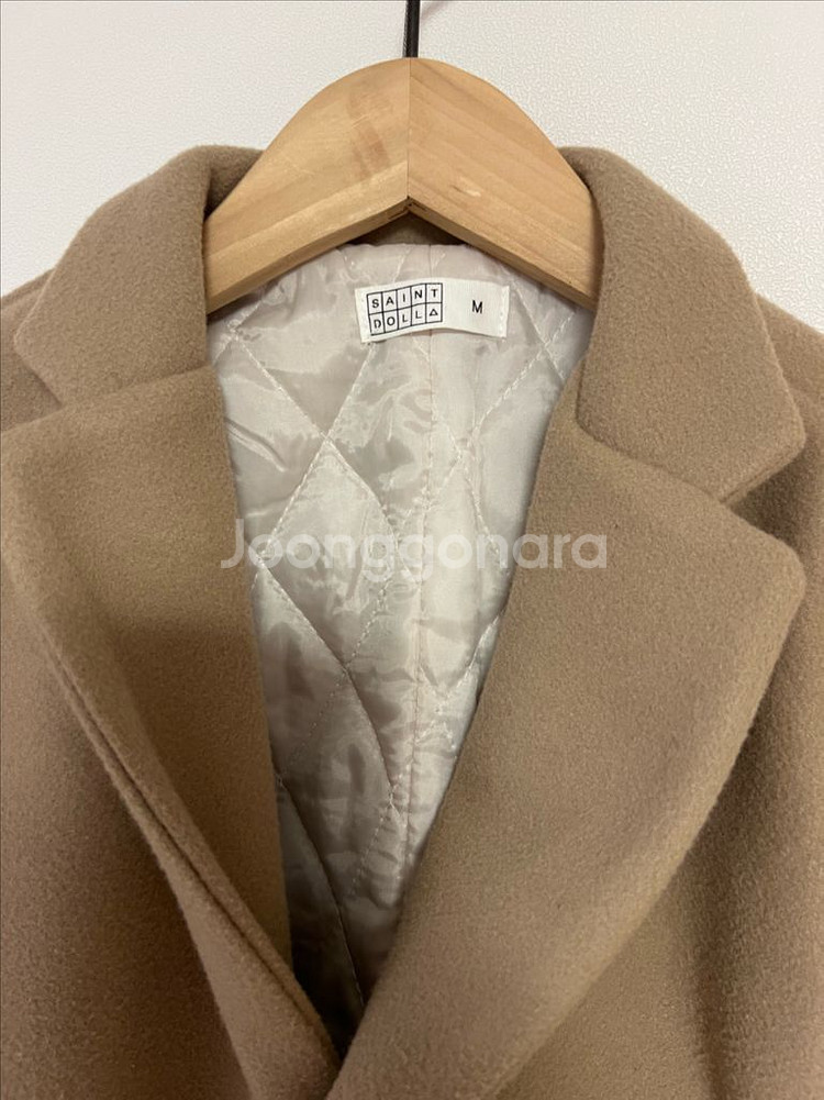 세인트돌 베이지코트 m사이즈입니다--9