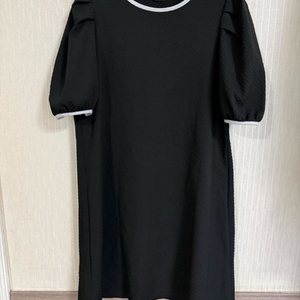 검정 여성 원피스