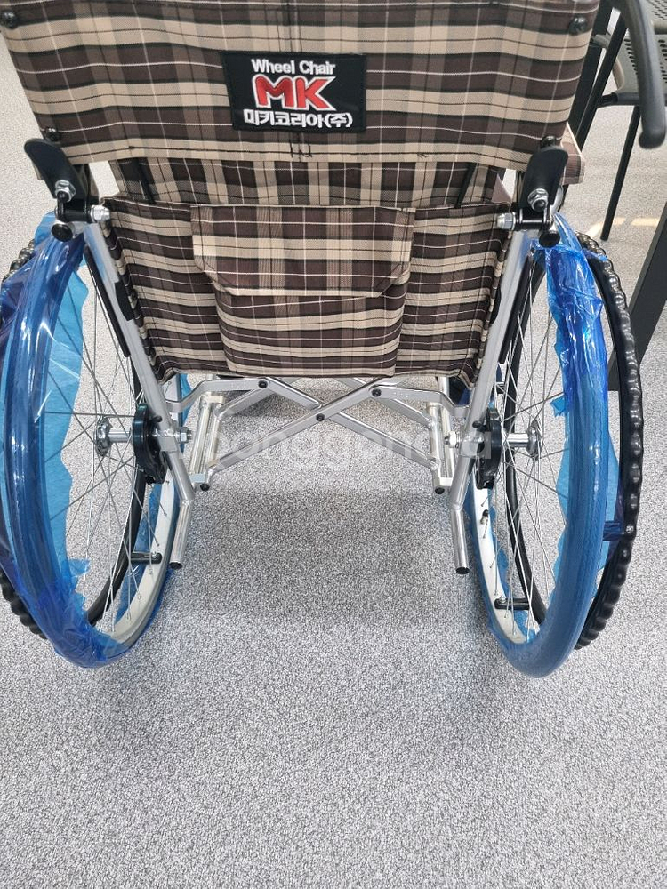 경량 국산 수동훨체어--3