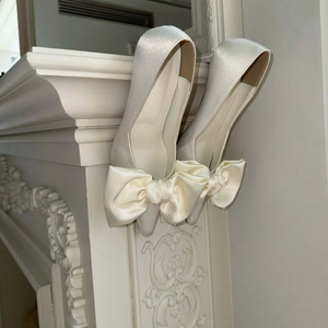 드래곤블루스 리본 펌프스 235사이즈