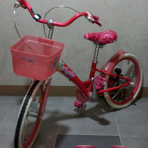 최고급 명품 초경량 패션 자전거 바비. 수도권 전철역