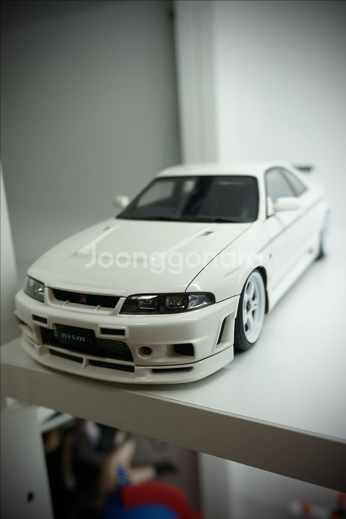 1:18 이그니션 R33팝니다--2