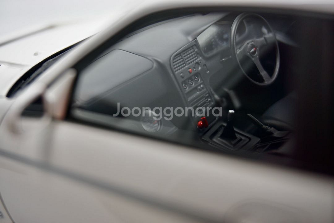 1:18 이그니션 R33팝니다--5