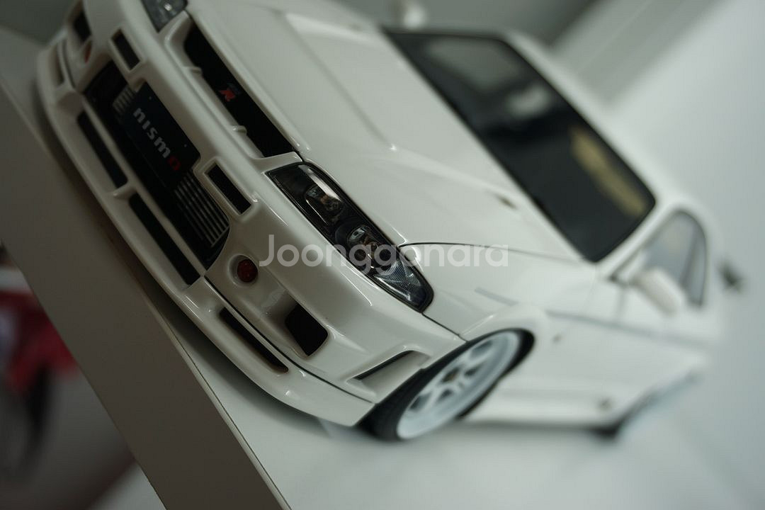 1:18 이그니션 R33팝니다--3