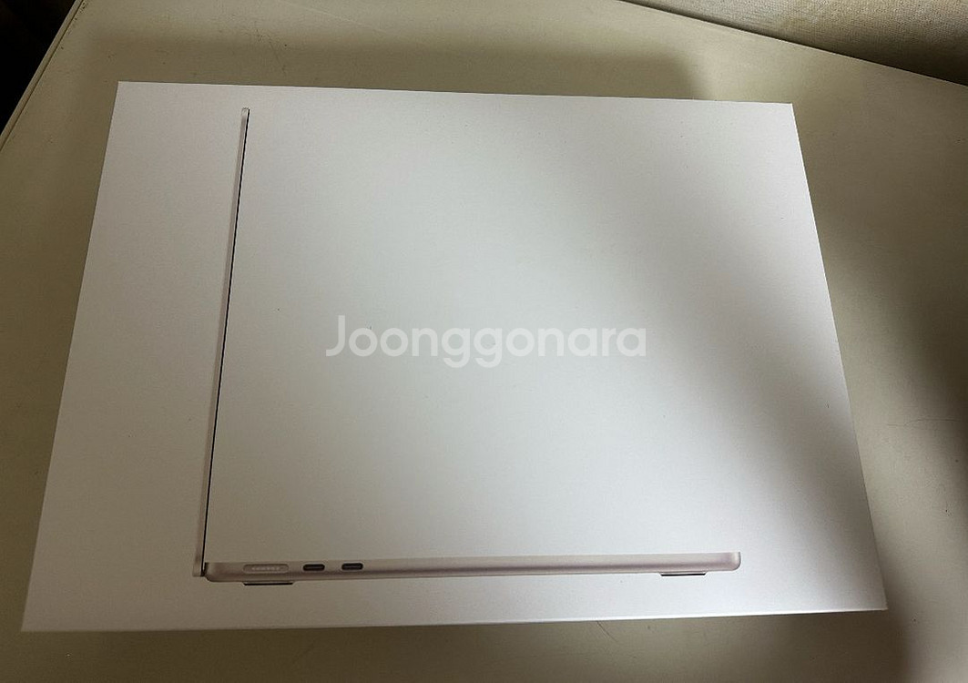 [미개봉] 맥북 에어 13 M2 스타라이트 M2 8코어--0