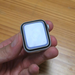 애플워치4 40mm 실버 알루미늄 GPS 나이키 풀박스