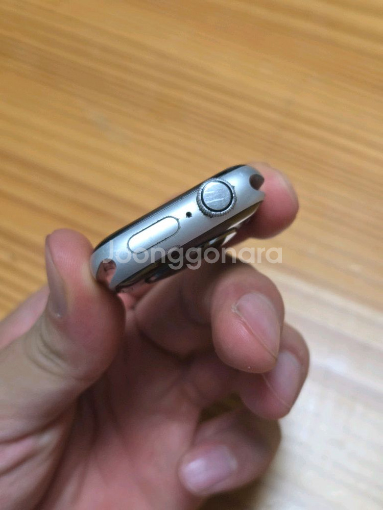 애플워치4 40mm 실버 알루미늄 GPS 나이키 풀박스--3