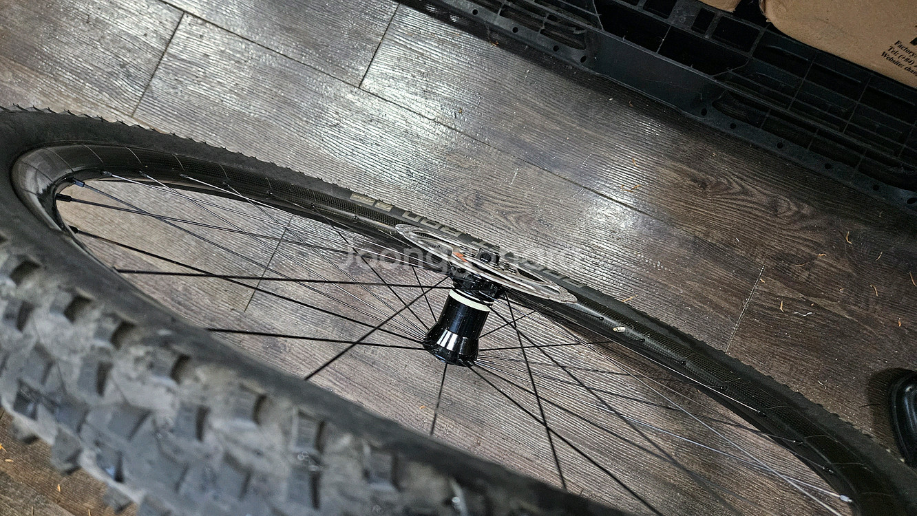로발 카본 MTB 휠셋--0