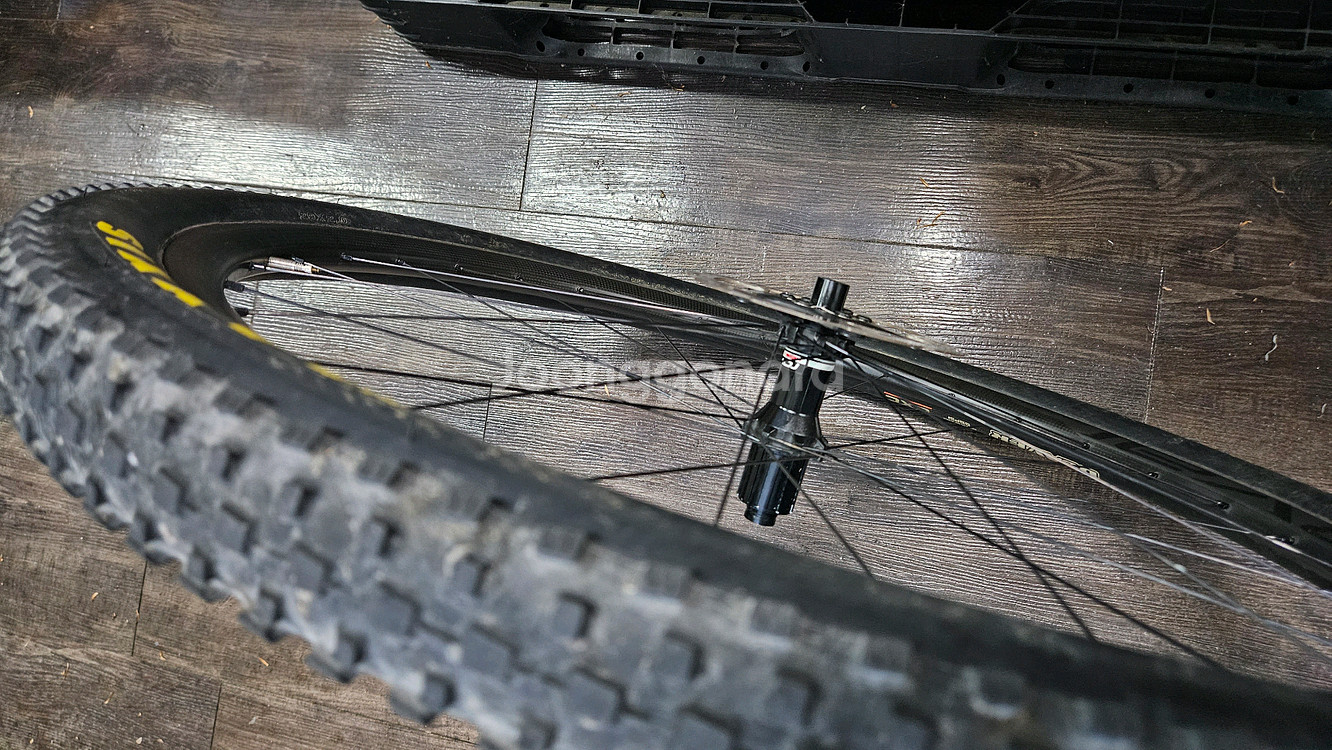 로발 카본 MTB 휠셋--3