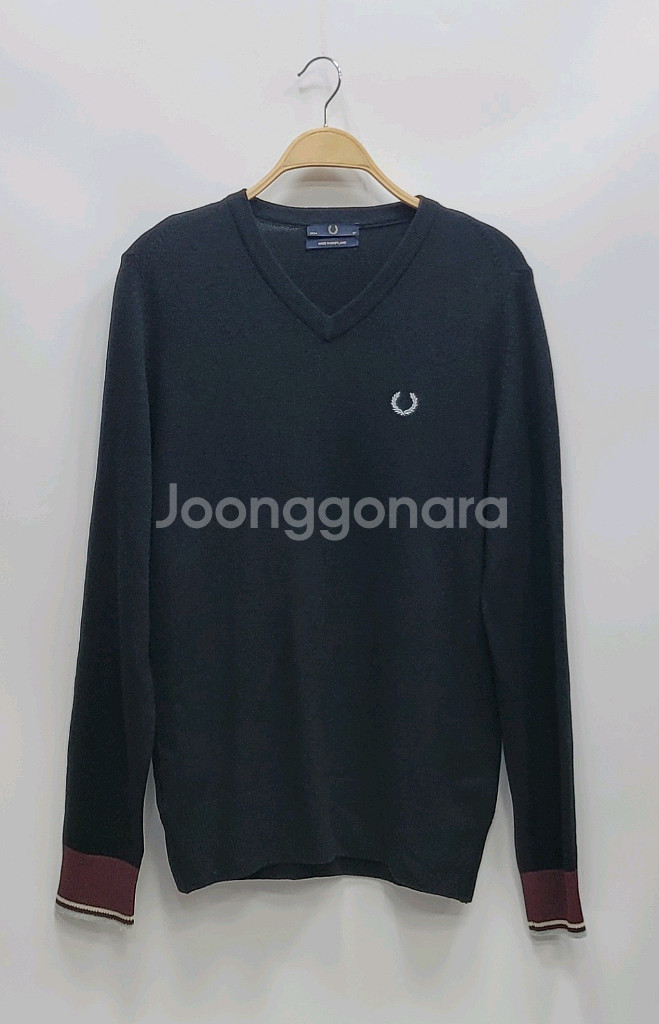 프레드페리 브이넥 울 니트/ 남 S--0