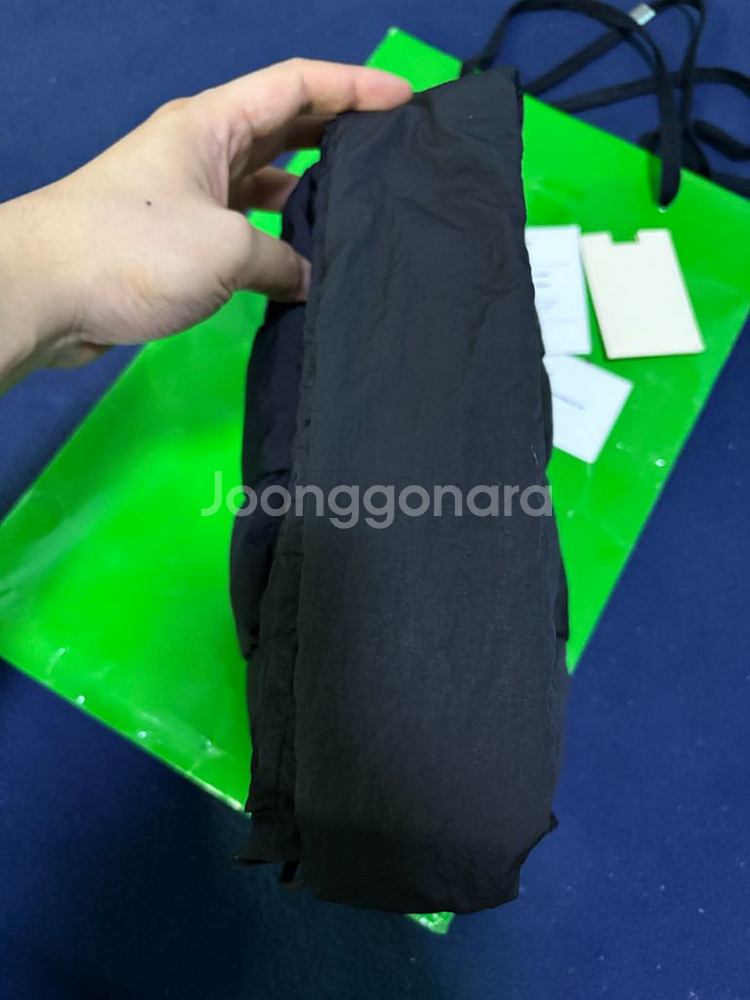 보테가베네타 카세트백 패딩 판매--5