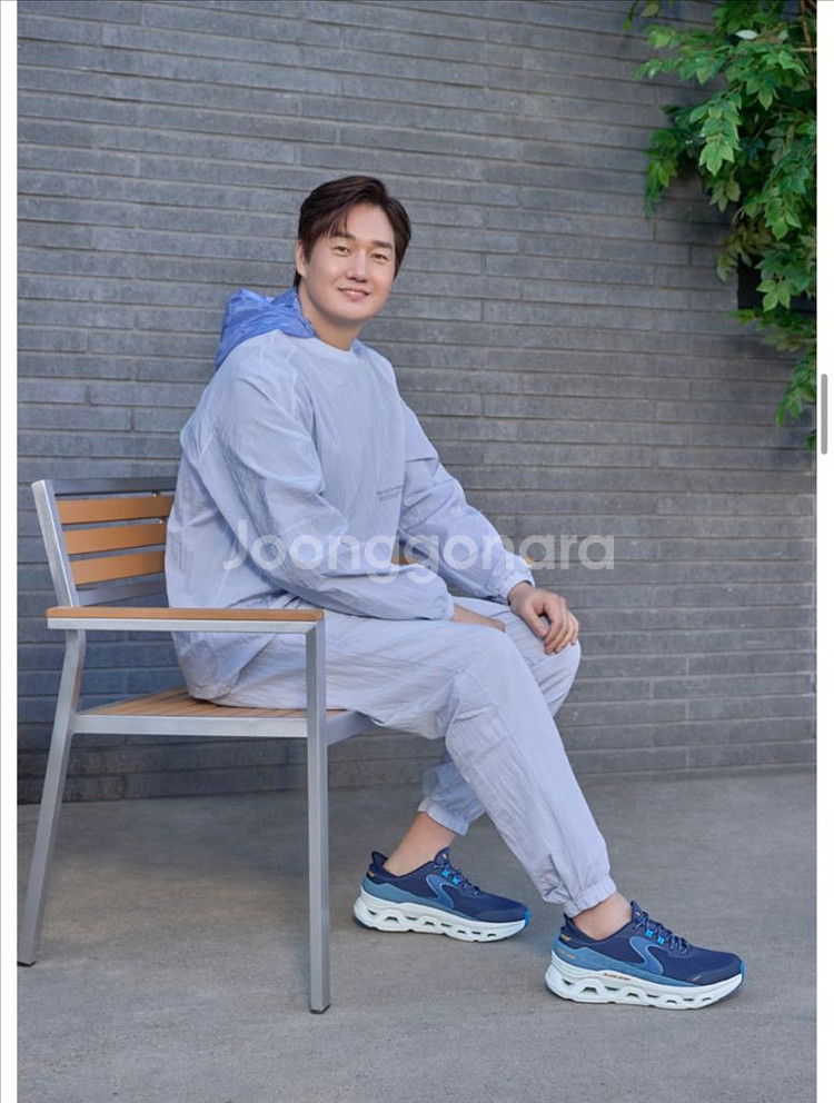 스케쳐스 글라이드 스텝 앨터스 슬립인스 255--5