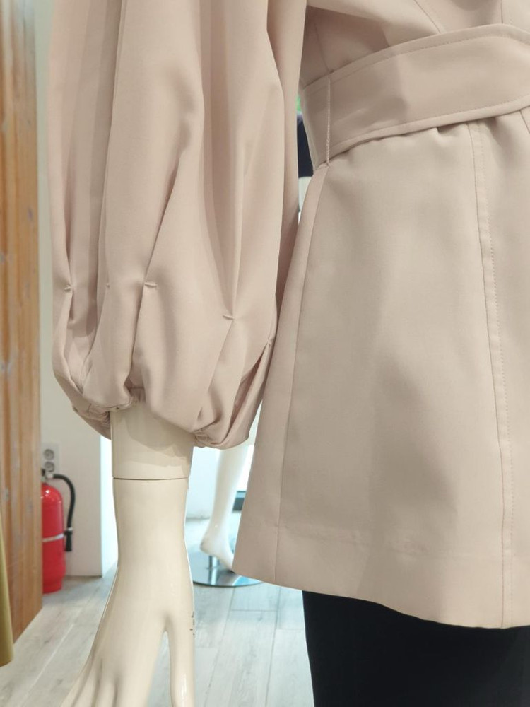 지컷 볼륨 소매 블라우스 베이지 55 (새상품)--7