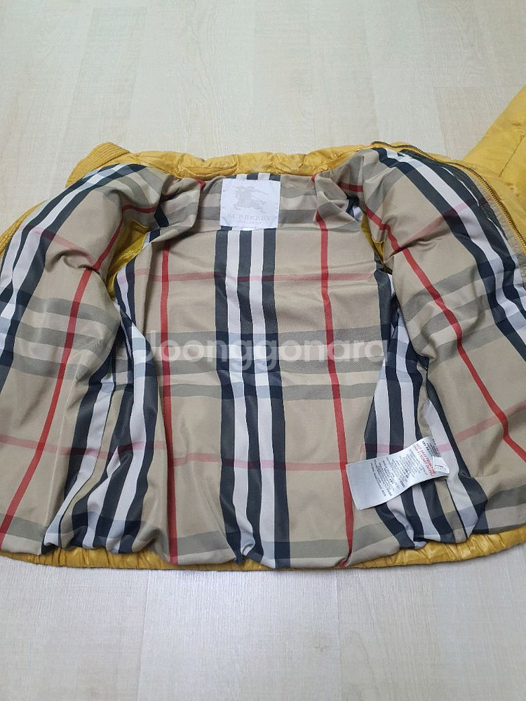 12Y 버버리키즈 숏패딩 점퍼--1