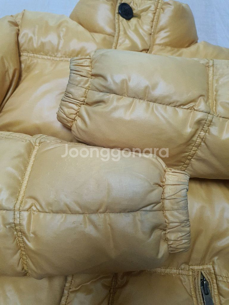 12Y 버버리키즈 숏패딩 점퍼--3