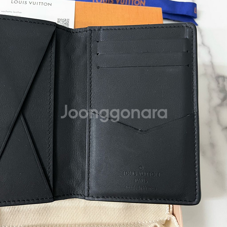 루이비통 토뤼옹 모노그램 블랙 오거나이저 카드지갑--5