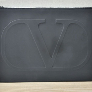 정품) 발렌티노 빅 블랙 파우치 (코스메틱)