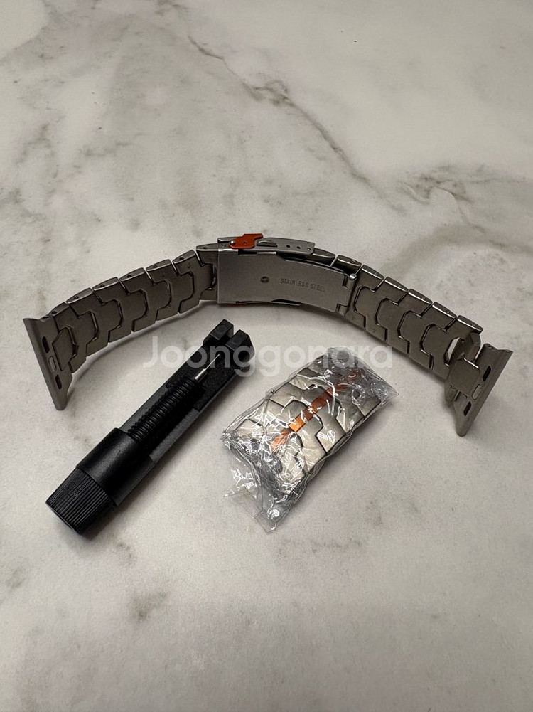 애플워치 티타늄 스트랩--3