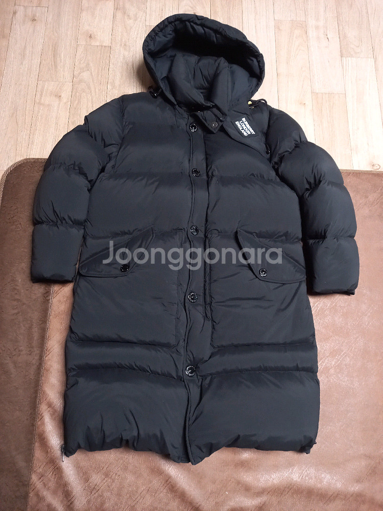 버버리 검정 롱패딩 S(100)--0