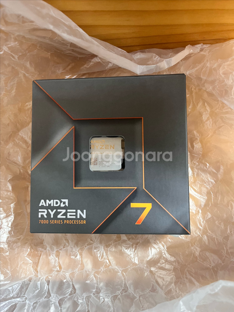 AMD 라이젠 7700X--0
