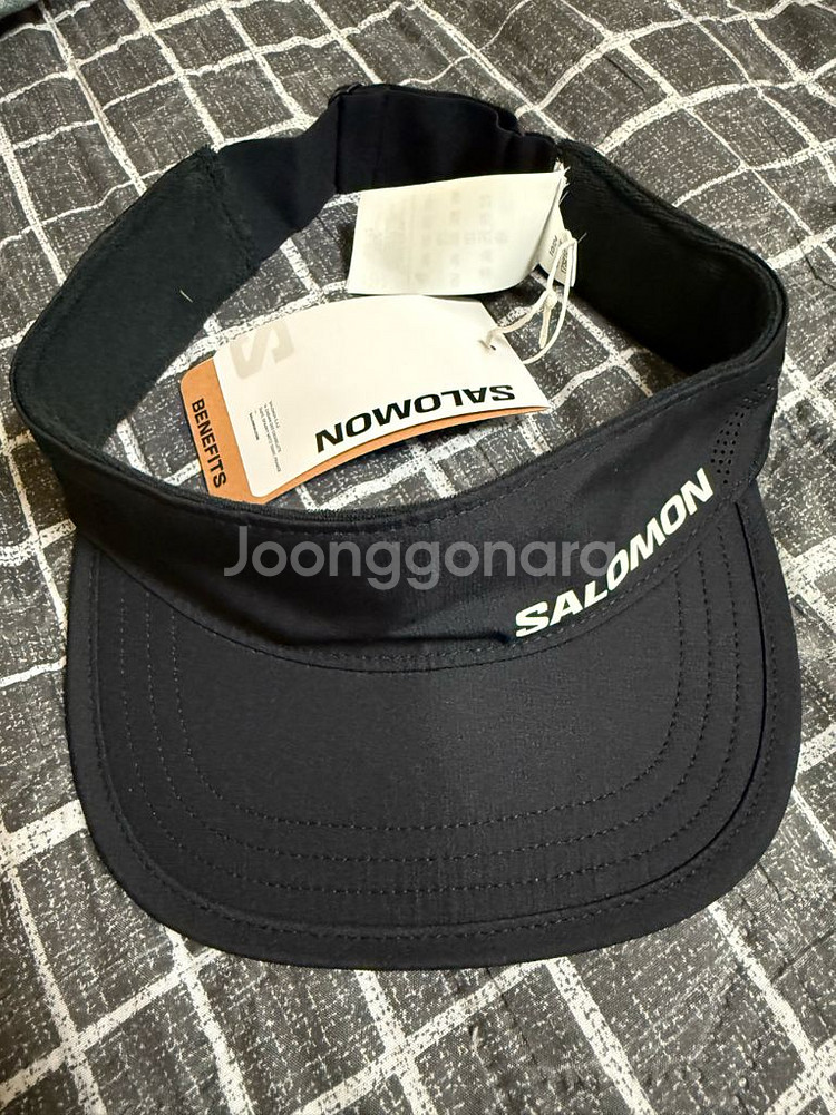 [새제품] 살로몬 쉐이크아웃 바이저 블랙--2