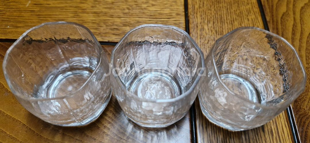 반투명 소주잔 3개--1
