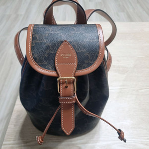 셀린느 폴코백팩