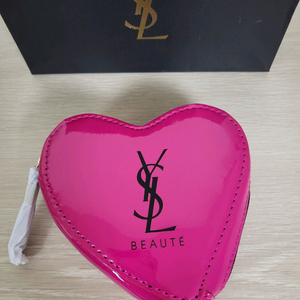 정품) 입생로랑 핑크 하트 파우치 (코스메틱)