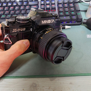 미놀타x700