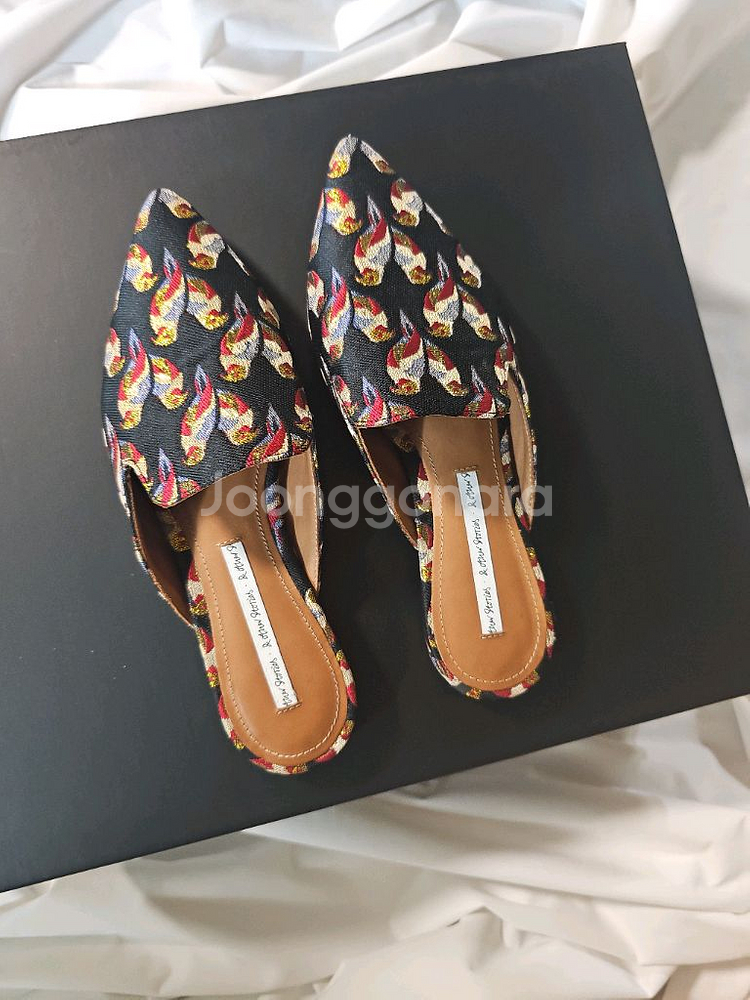 [37] 앤아더스토리즈 자수 패턴 자카드 뮬 슬리퍼--3