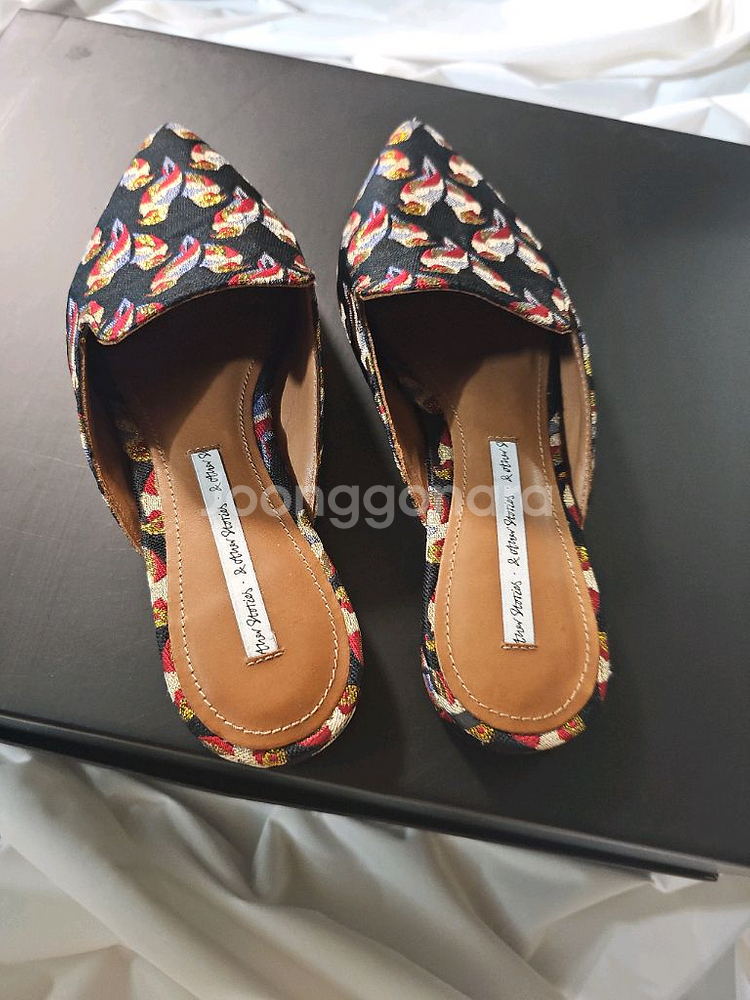 [37] 앤아더스토리즈 자수 패턴 자카드 뮬 슬리퍼--5