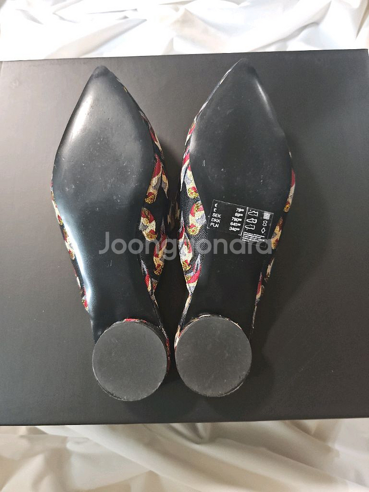 [37] 앤아더스토리즈 자수 패턴 자카드 뮬 슬리퍼--6