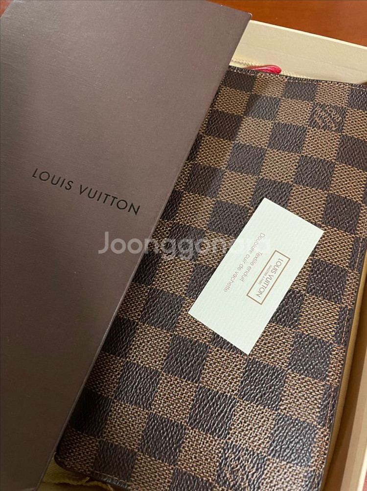 루이비통 다미에 장니갑--6