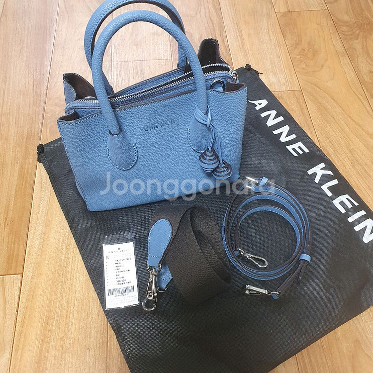 앤클라인 핸드백 (정가 358,000원)--0