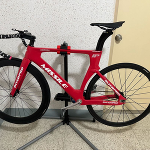 인터프로 미사일 이미지