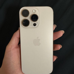 아이폰16프로 256GB 데저트 애케플 판매합니다.