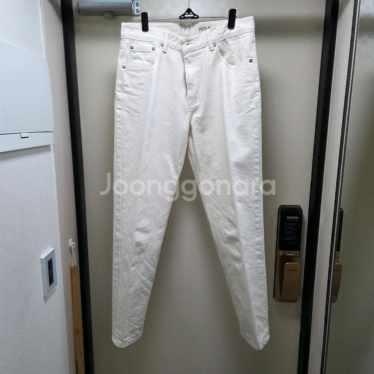 모드나인 / MOD 1 CROP 스텔라 화이트 / 31--0