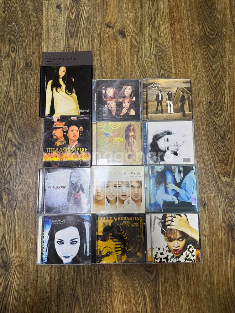 CD 음반 12장 팝니다. 장당 1만원/일괄 10만원--0