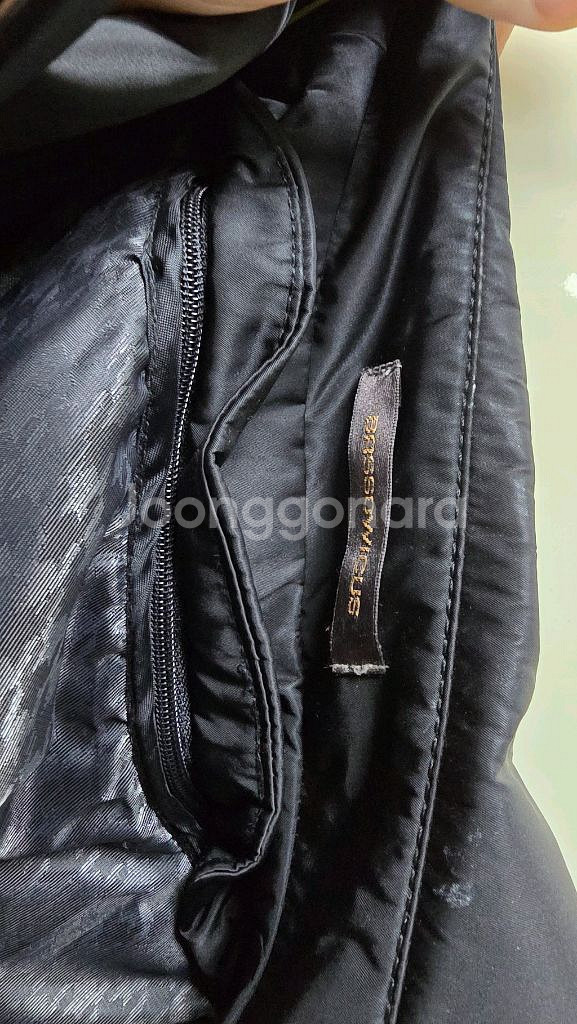 바쏘95 블랙 트렌치 코트 중고--2