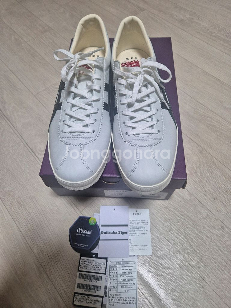 오니츠카타이거 VICKKA NM 화이트--0