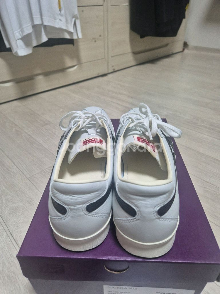 오니츠카타이거 VICKKA NM 화이트--1