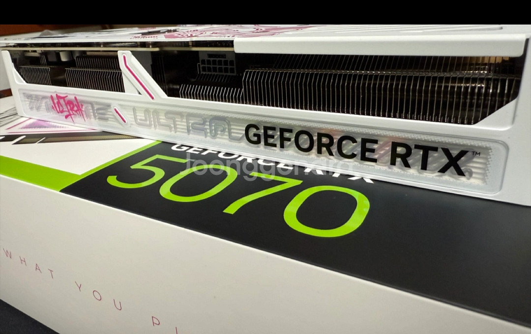 컬러풀 rtx5070--1