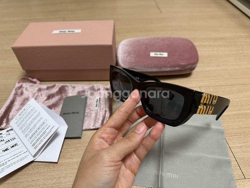 미우미우 선글라스--1