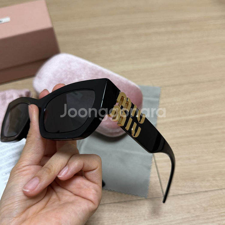 미우미우 선글라스--3