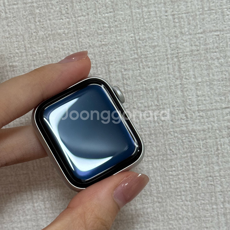 애플워치 SE2 실버 40mm GPS 팝니다--0